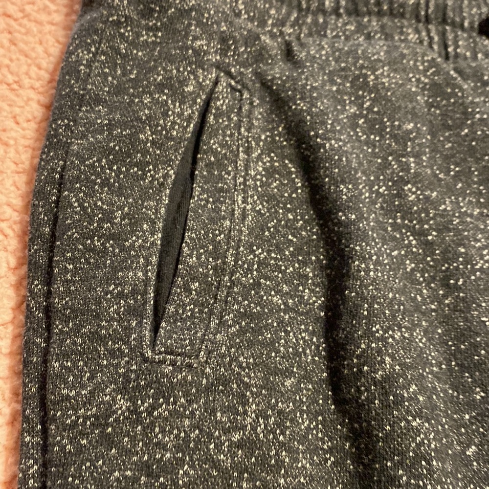 cute pants - Picture 2 of 3